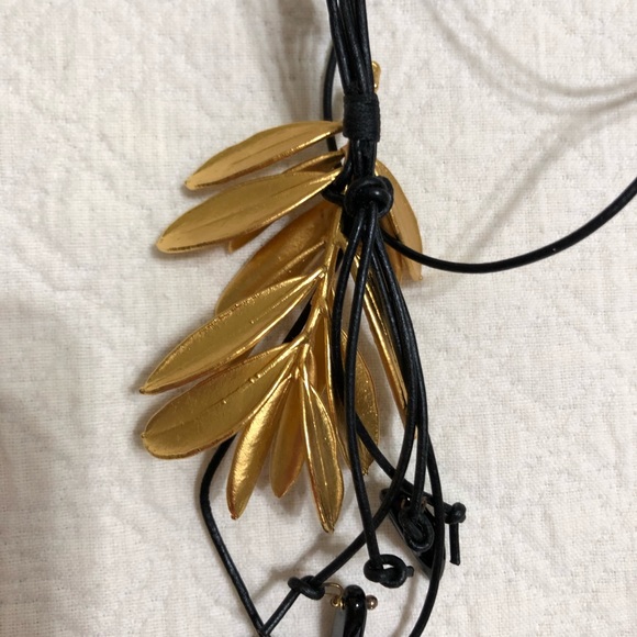 Thallo 24K Gold Olive Leaf Necklace from Greece - Picture 7 of 8